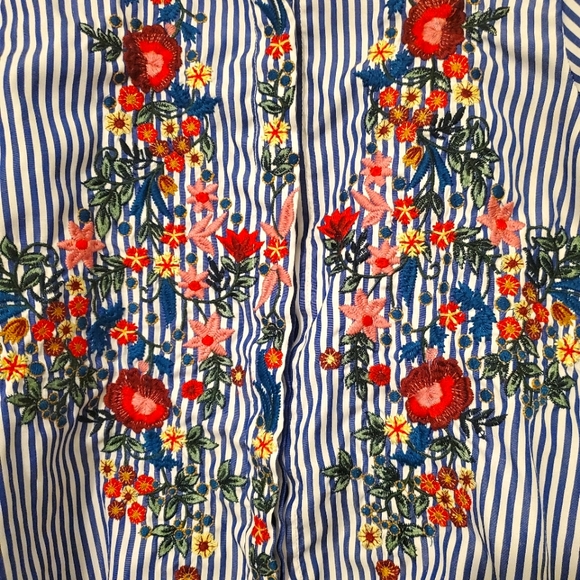 Cute & Colorful with Floral Design - Picture 5 of 6